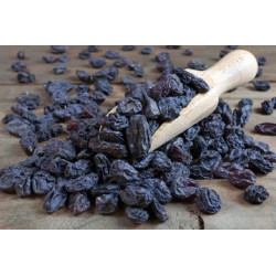 black raisins